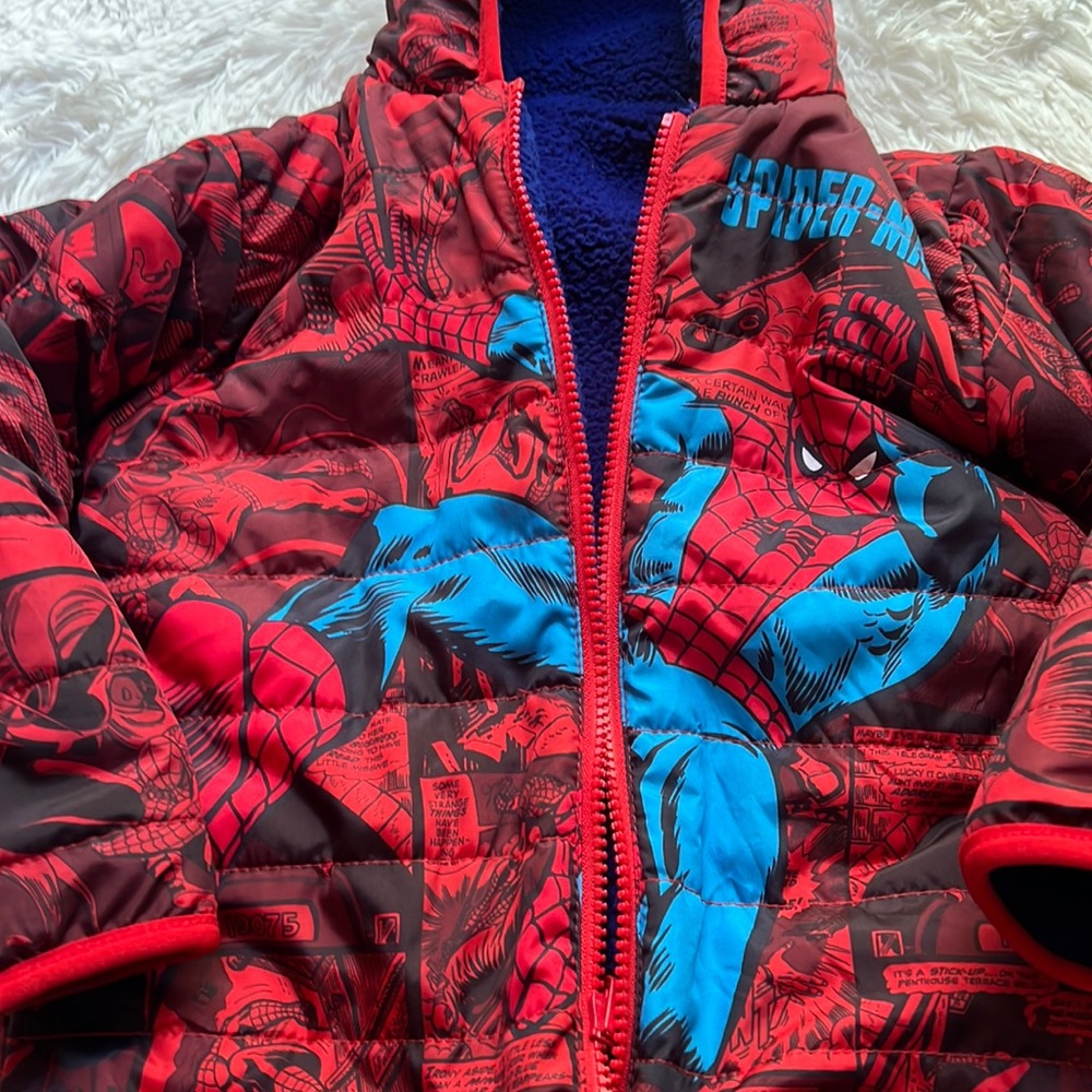 Spider-Man jacket - Picture 2 of 6